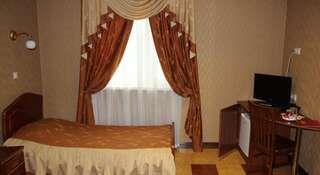 Гостиница Альпари Иркутск Стандартный двухместный номер с 2 отдельными кроватями-3
